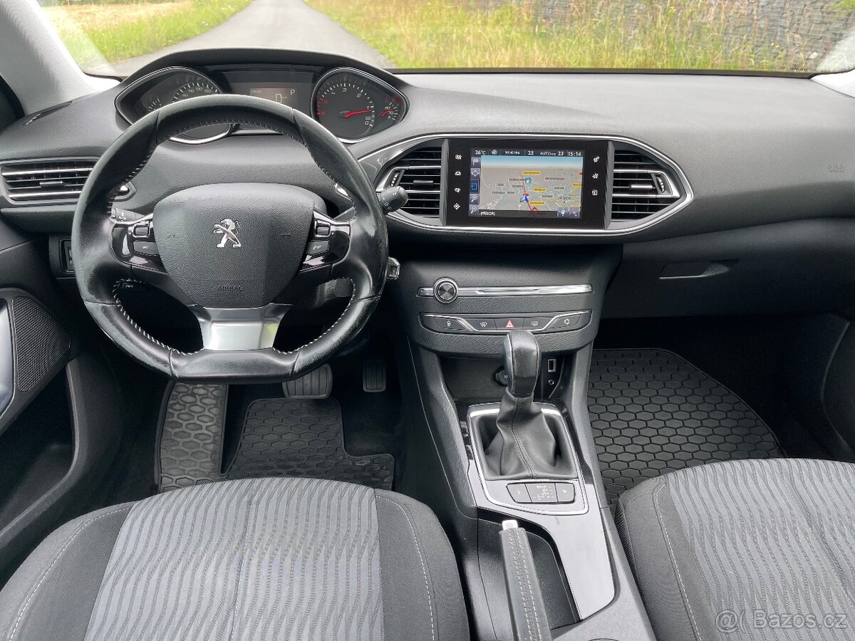 Peugeot 308 1,6 HDi 88kW - 10