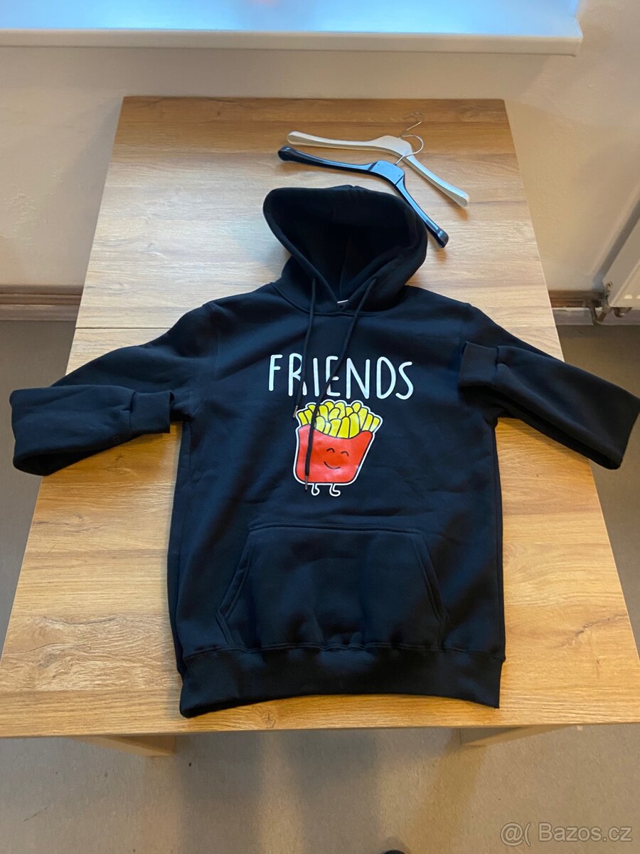 Bálík Oblečení - 10