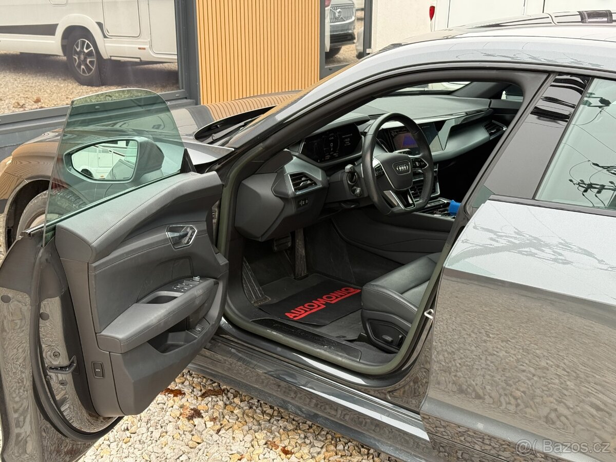 Audi E-Tron GT 93,4kWh 350kW Quattro Matrix, Pano, Záruka - 10