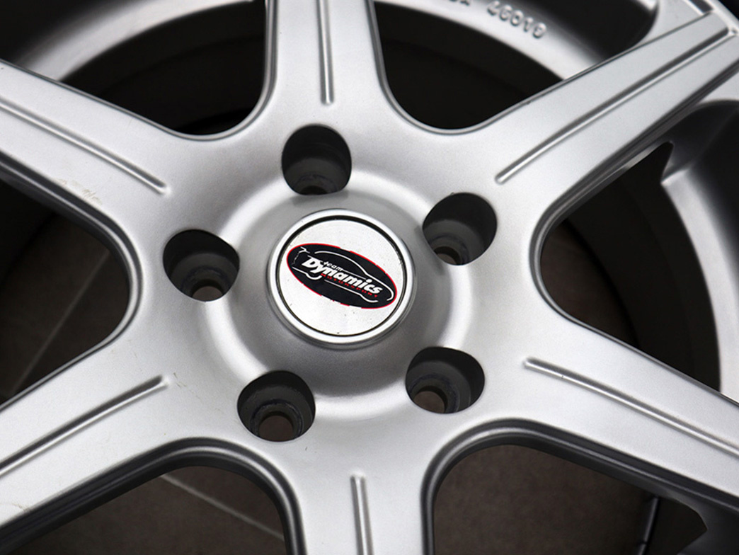 16" Alu kola = 5x114,3 = TEAM DYNAMICS - HYUNDAI IX35 - 10