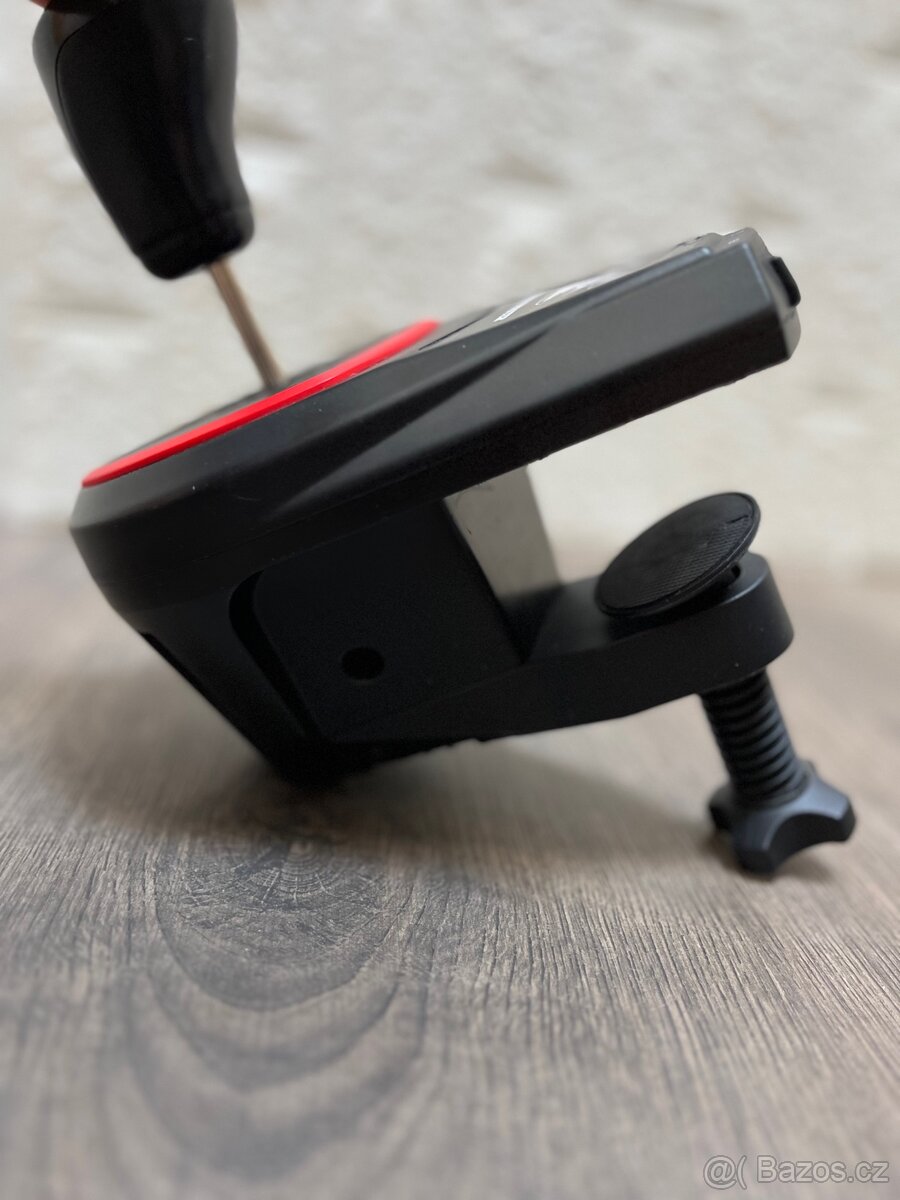 ThrustMaster T150 - 10