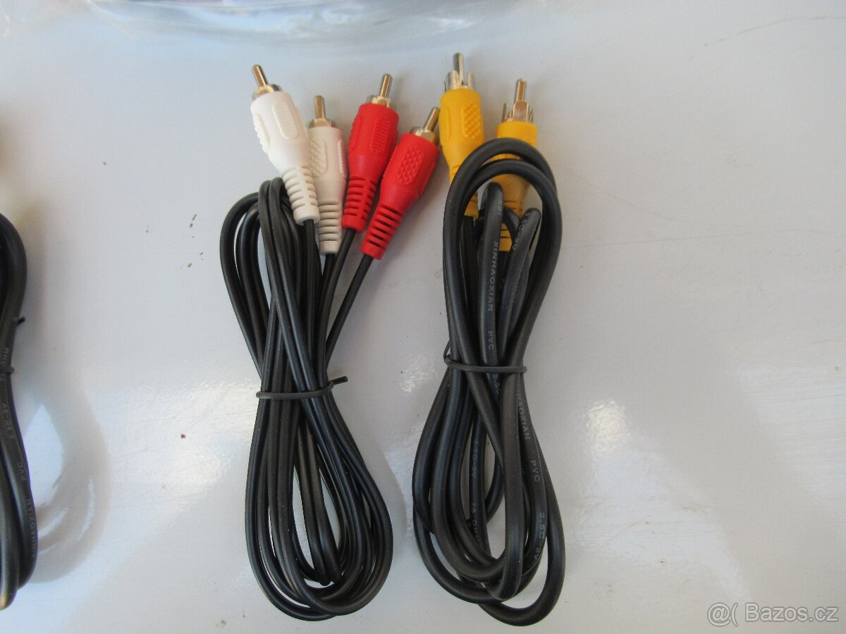 Propojovací kabely a konektory cinch a scart + síťové šňůry. - 10