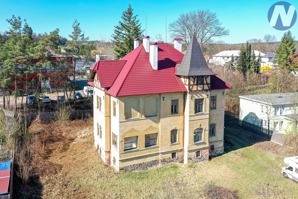 Bartošova vila – noblesní sídlo s rozmanitým potenciálem vyu - 10