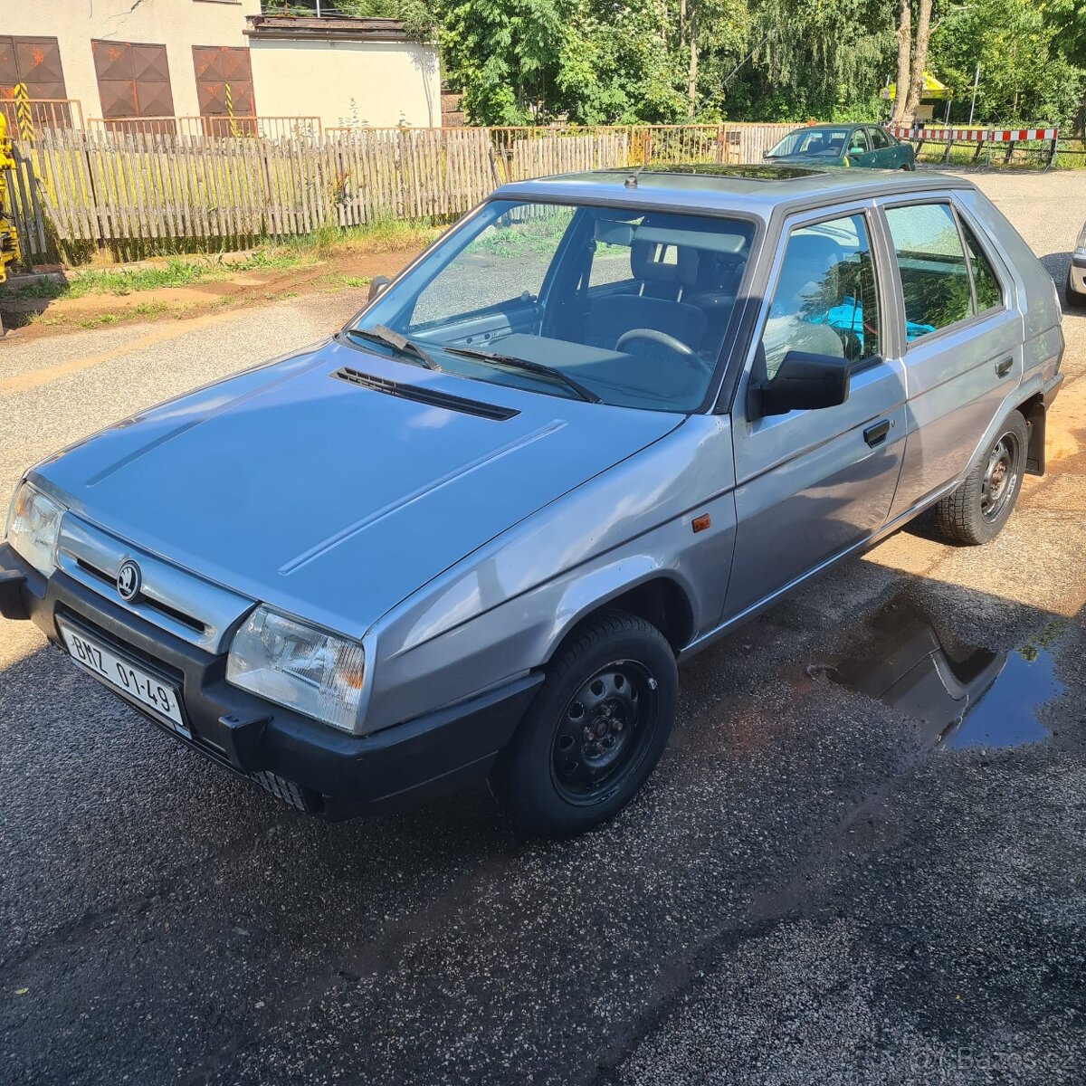 Škoda favorit silver line 1,3 50 kW. r.v 1994 - 10