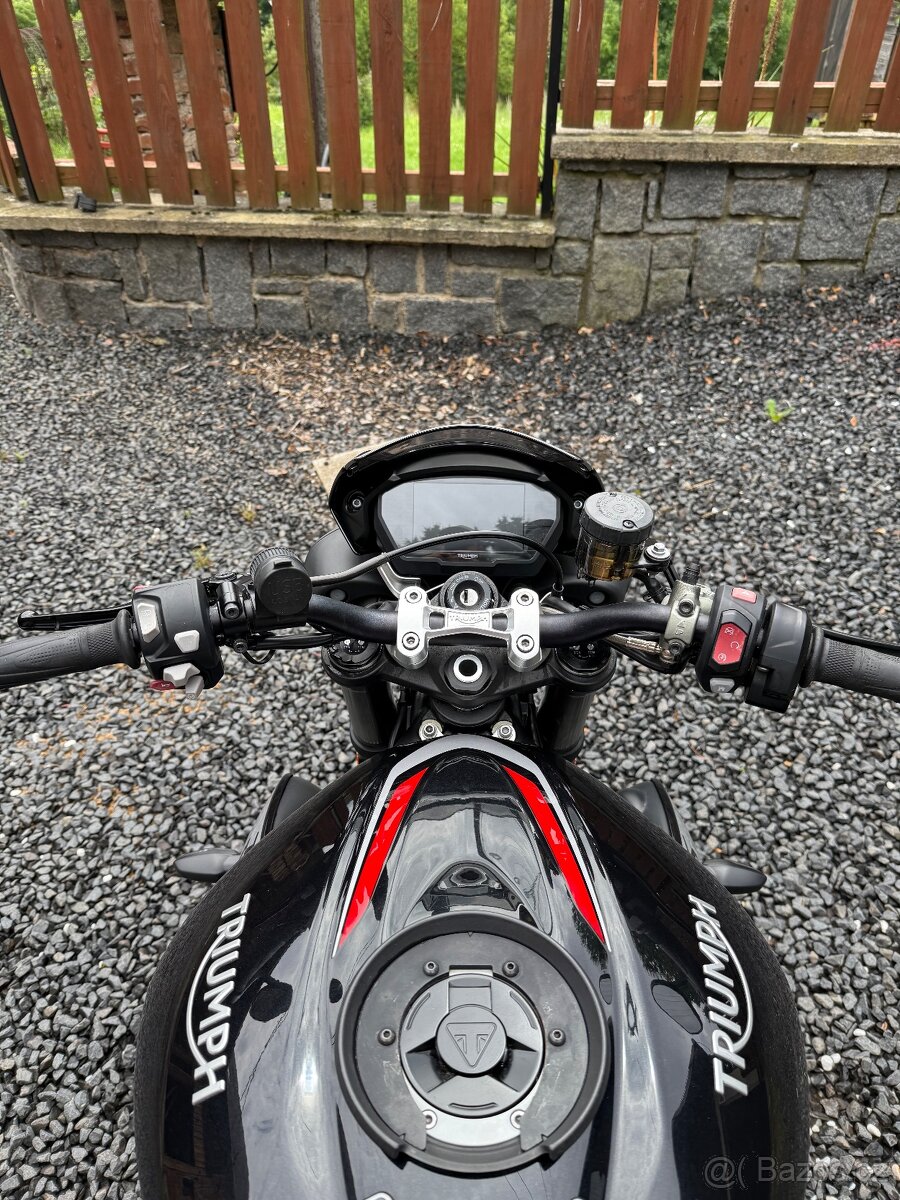 Triumph Street Triple RS 765 - 10
