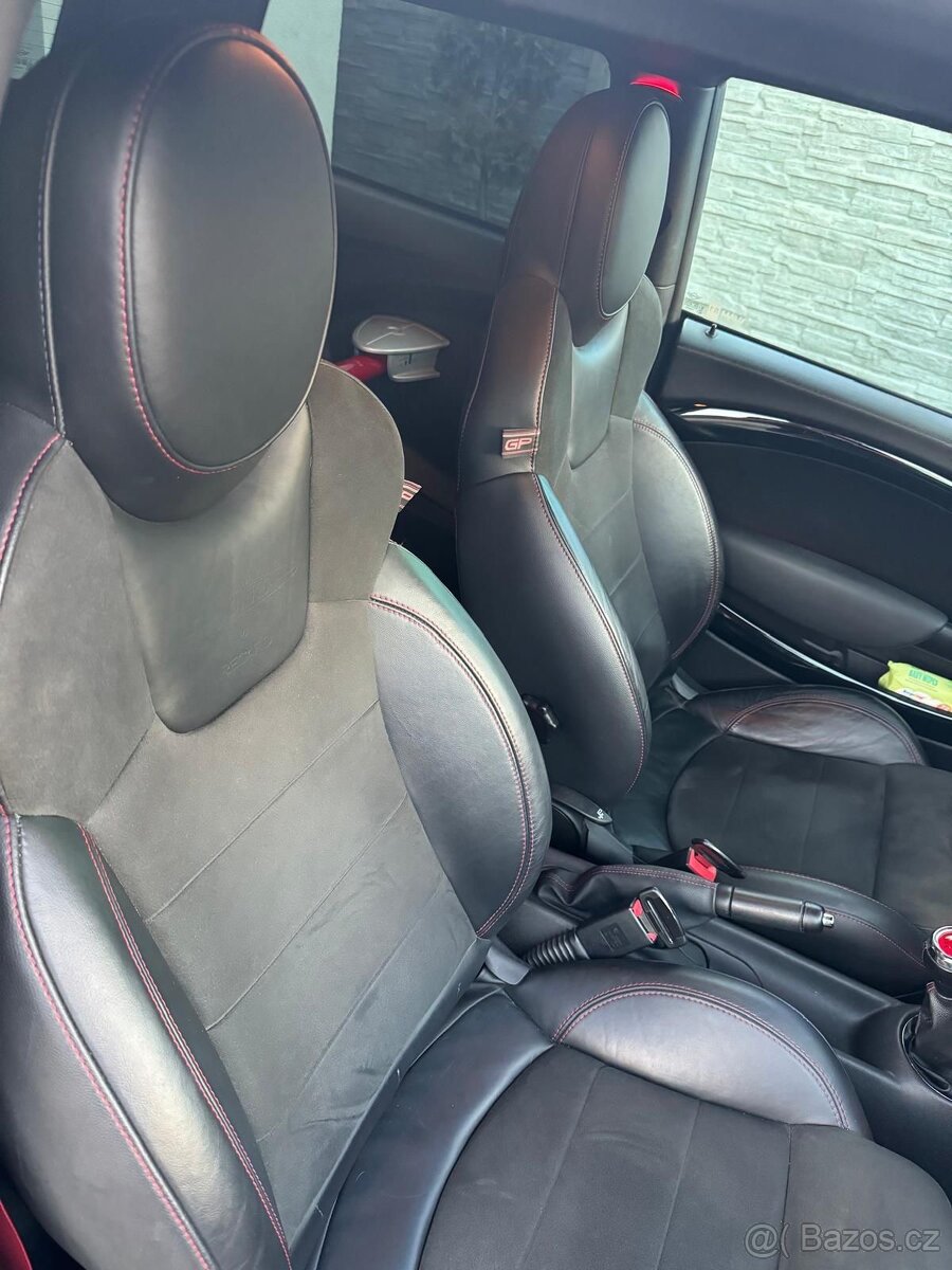 Mini Cooper S JCW GP 2 - 10