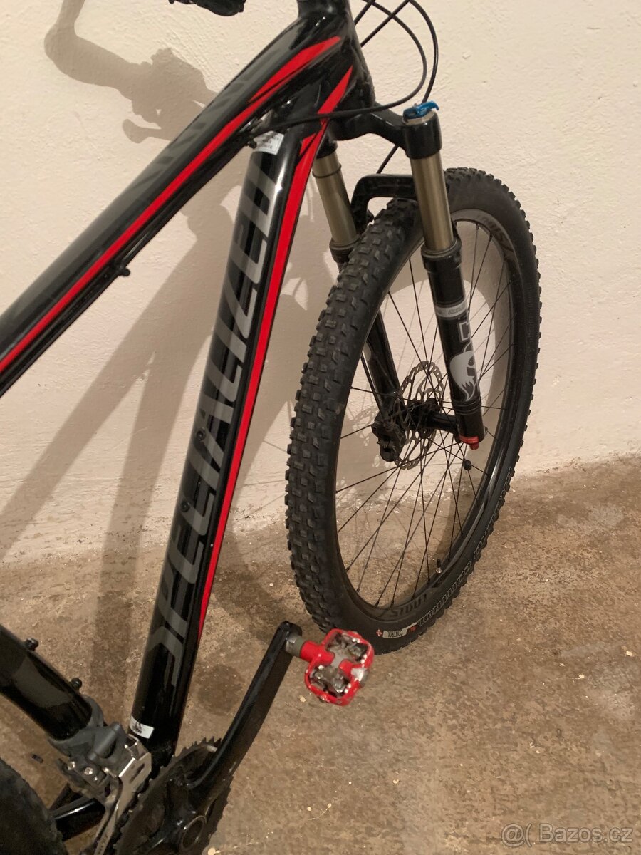 Horské kolo SPECIALIZED - 10