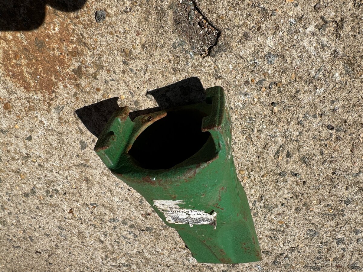 Zuby a adaptéry na bagr/lžíci - 10