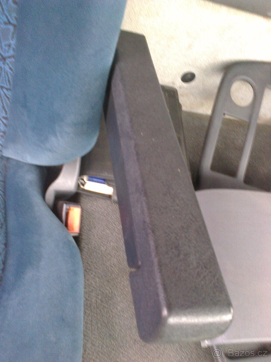 Sedačka – DAF LF – ORIGINAL – moc pěkný sedák – 995,-Kč - 10