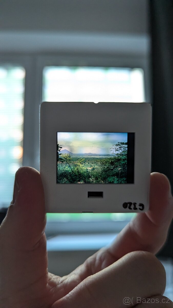 Sada diapozitivů v zásobnících - 10