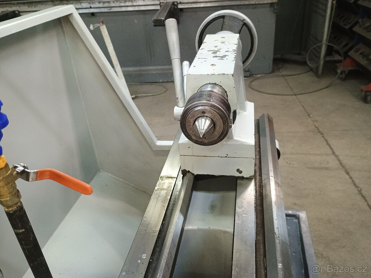 Hrotový soustruh CORMAK typ CD6241/1000 - 10