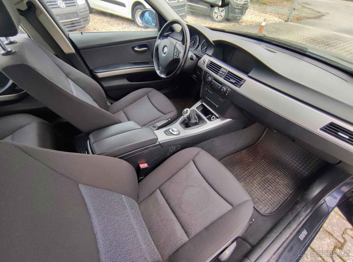 BMW 325i 160 KW,DVOUZONOVÁ KLIMATIZACE, EL.ŠÍBR - 10