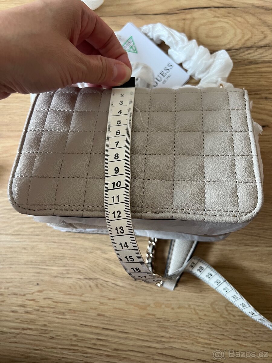 Kabelka Guess - 10