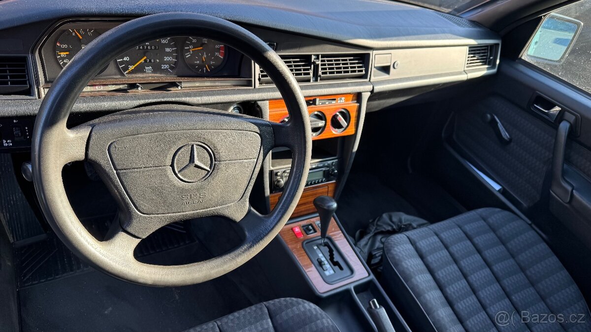 Mercedes Benz w201 190e - 10