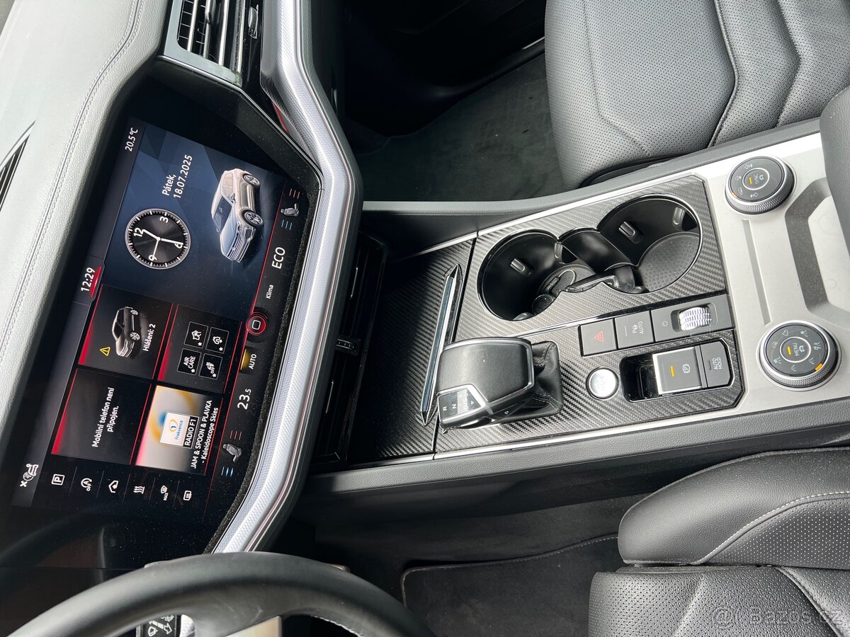 Volkswagen Touareg R-Line 3.0 TDI Tiptronic 210kW - 10