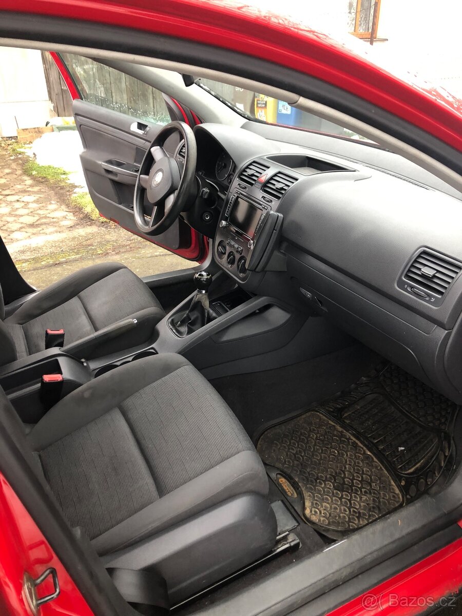 Volkswagen Golf Hatchback - 10