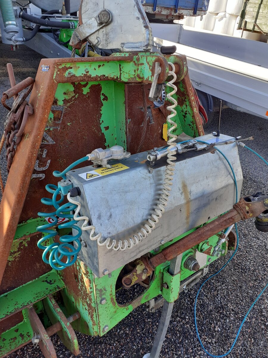 Prodám traktorový lesní lanový naviják MK-kovo 5t Profi - 10