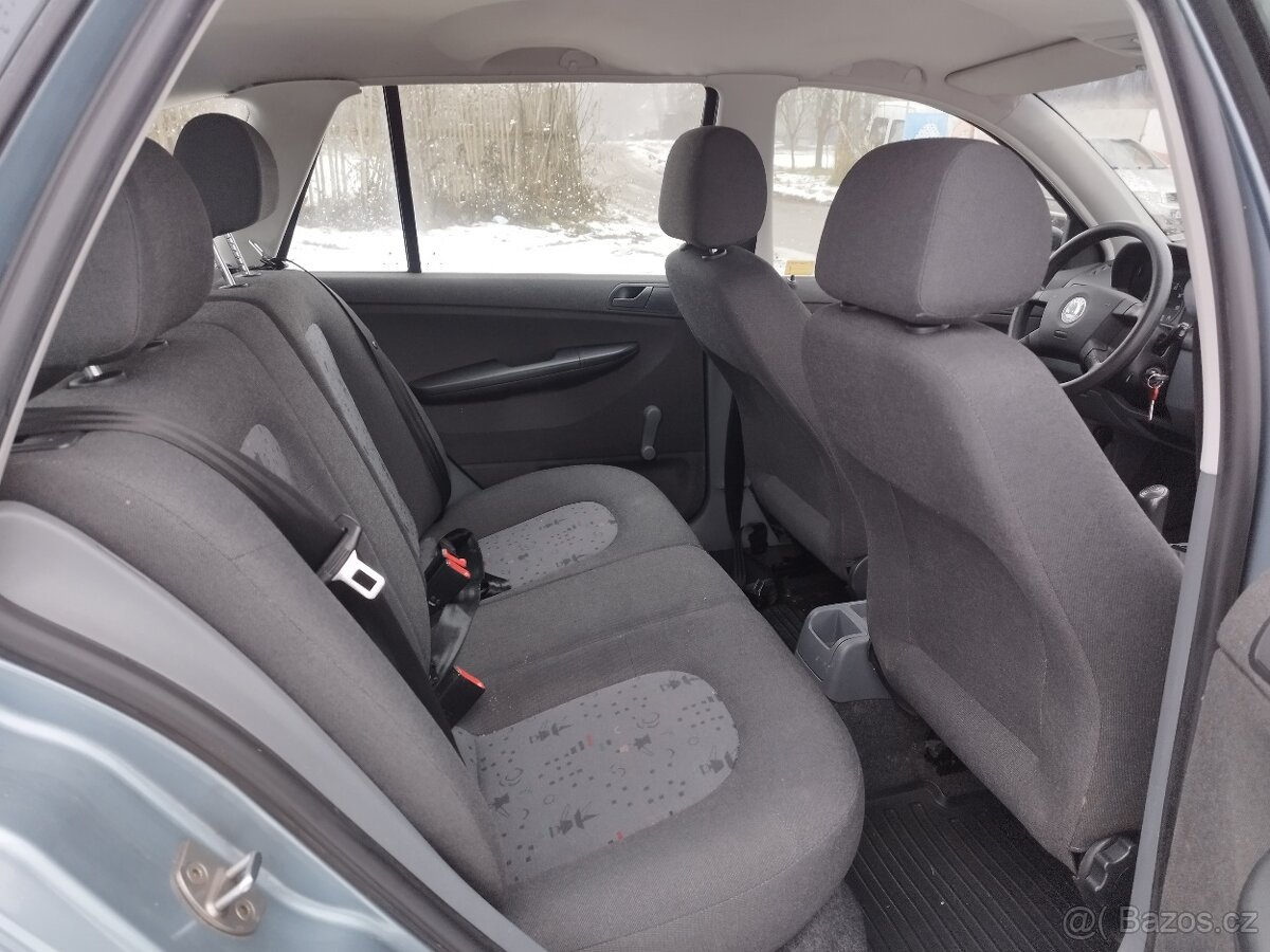 Škoda Fabia 1.2 HTP kombi - 10