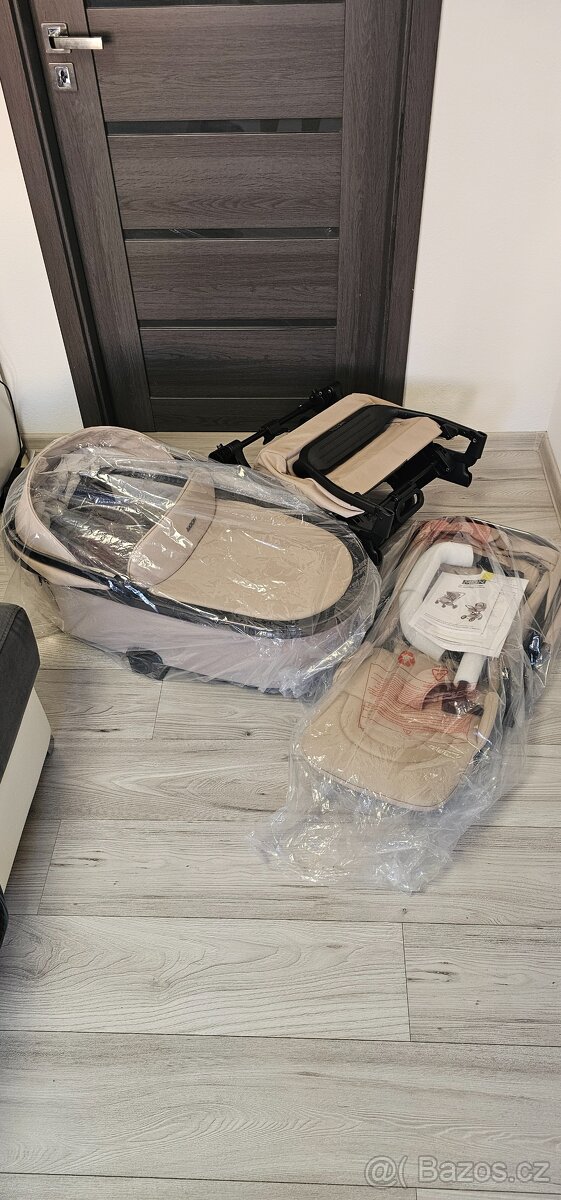 Kočárek Moon Piu nový - 10