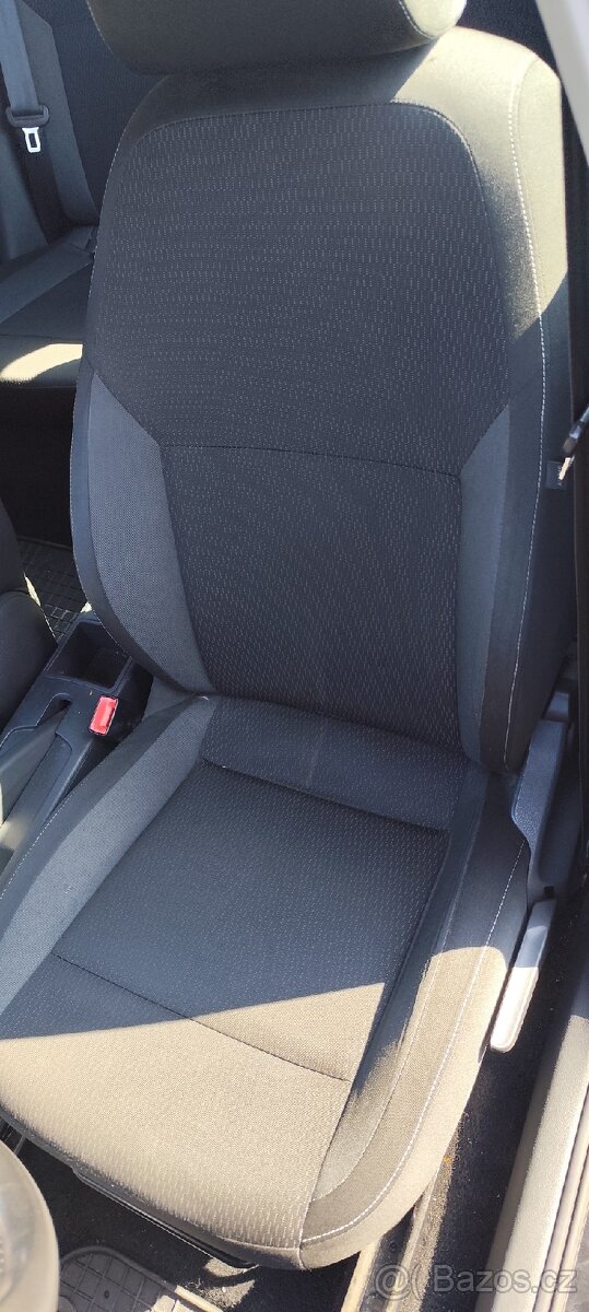 Škoda Rapid 1.6 TDI nová STK - 10