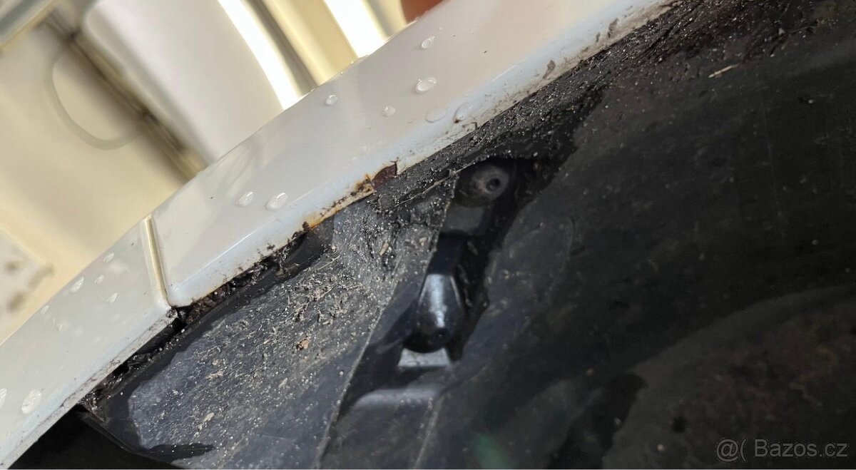 Ford Mondeo 2.0 TDCi, 103 kW - 10