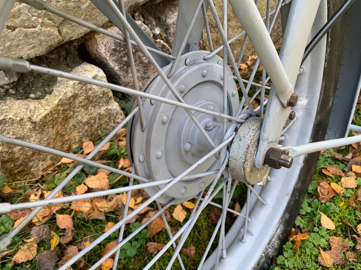 Victoria KR35 Pionier - 10