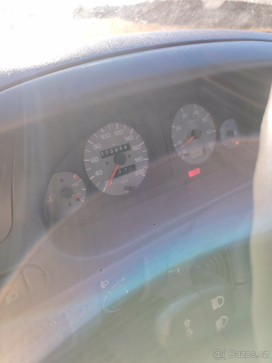 Felicia 1.3 LXI COMBI BA+LPG - 10