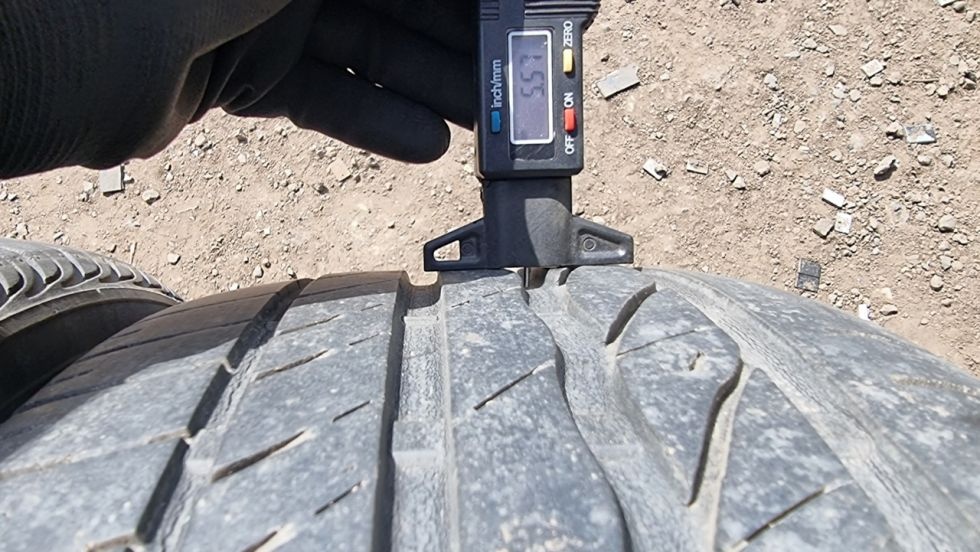 Letní pneu 215/45/16 Bridgestone - 10