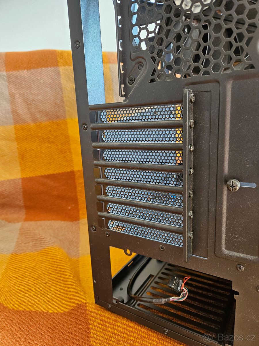 SilentiumPC Aquarius M60W Pure Black - 10