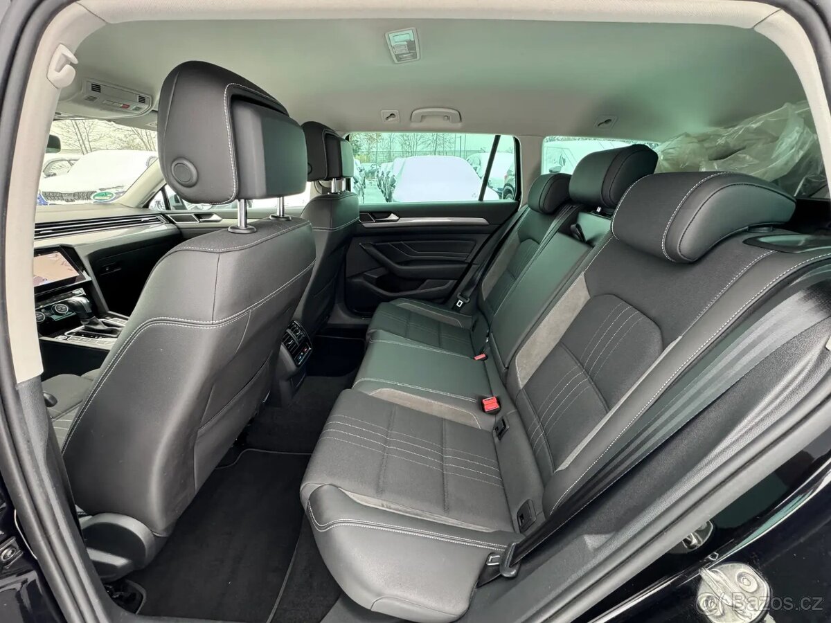 Volkswagen Passat Alltrack 2.0TDI 4Mot - 10