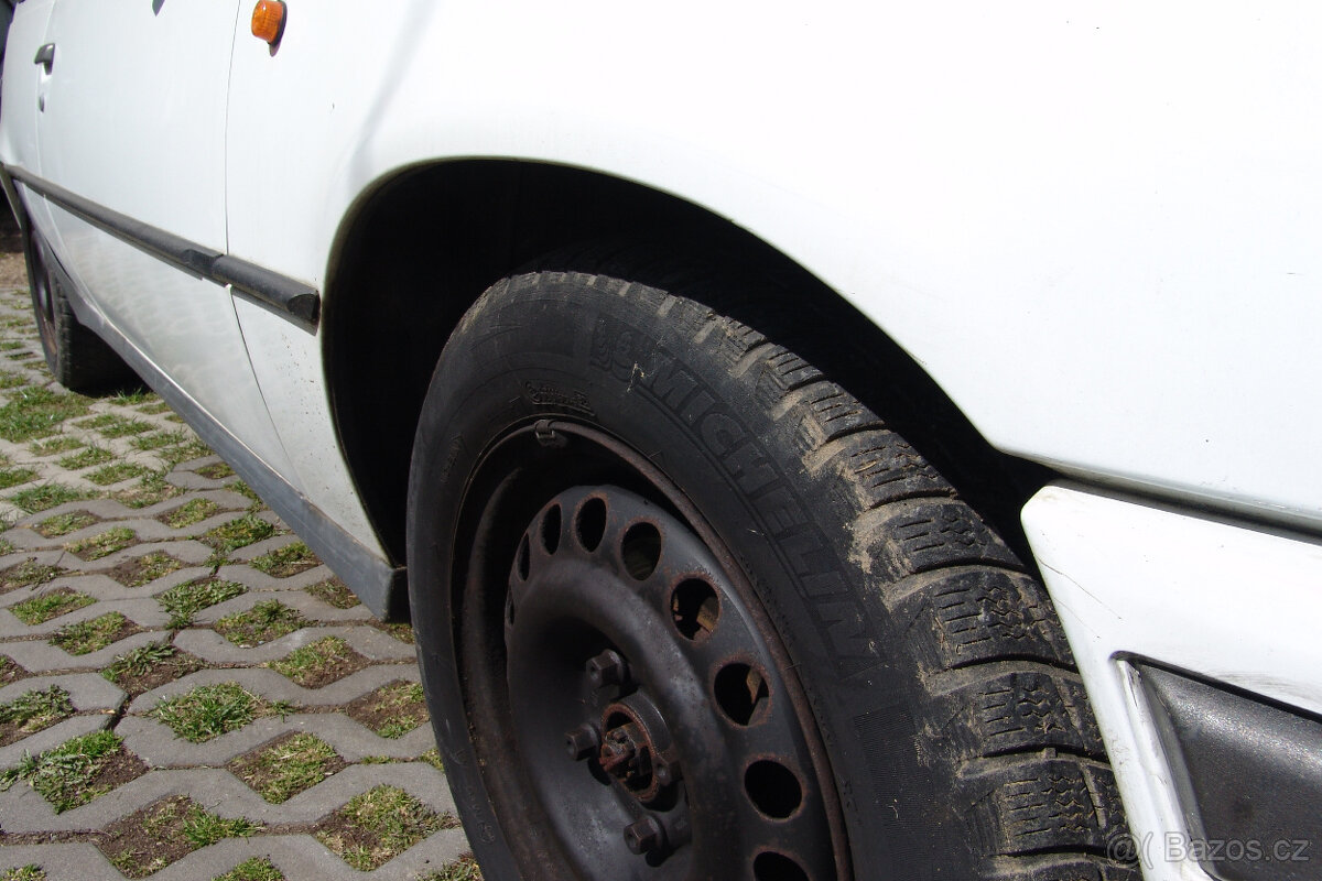 Opel Kadett cabrio Bertone - 10