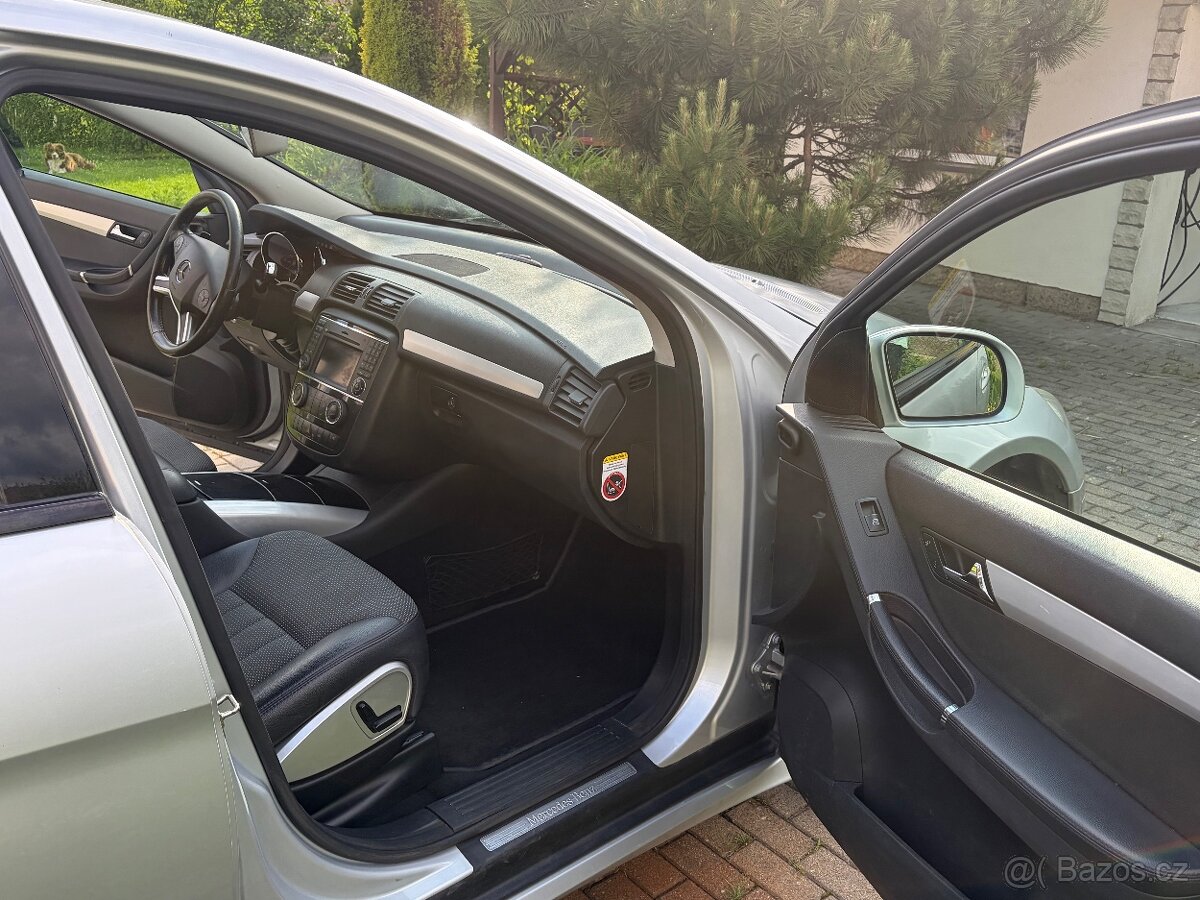 Mercedes Benz R 350 - 10