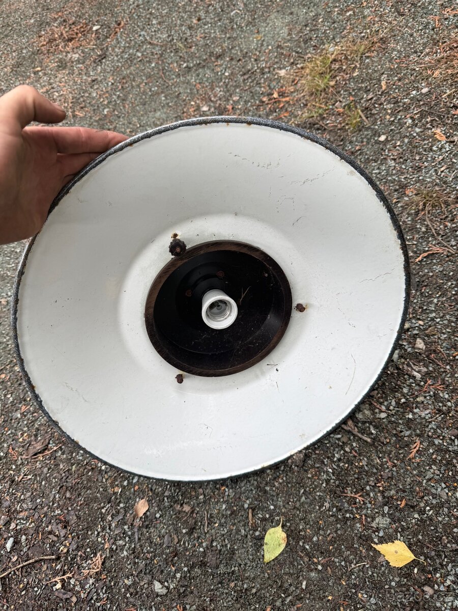 Staré tovární lampy - 10