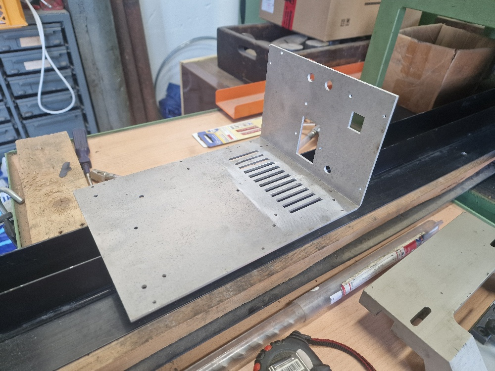 Vysekávací lis a ohýbací centrum BalTec PWS 610 - 10