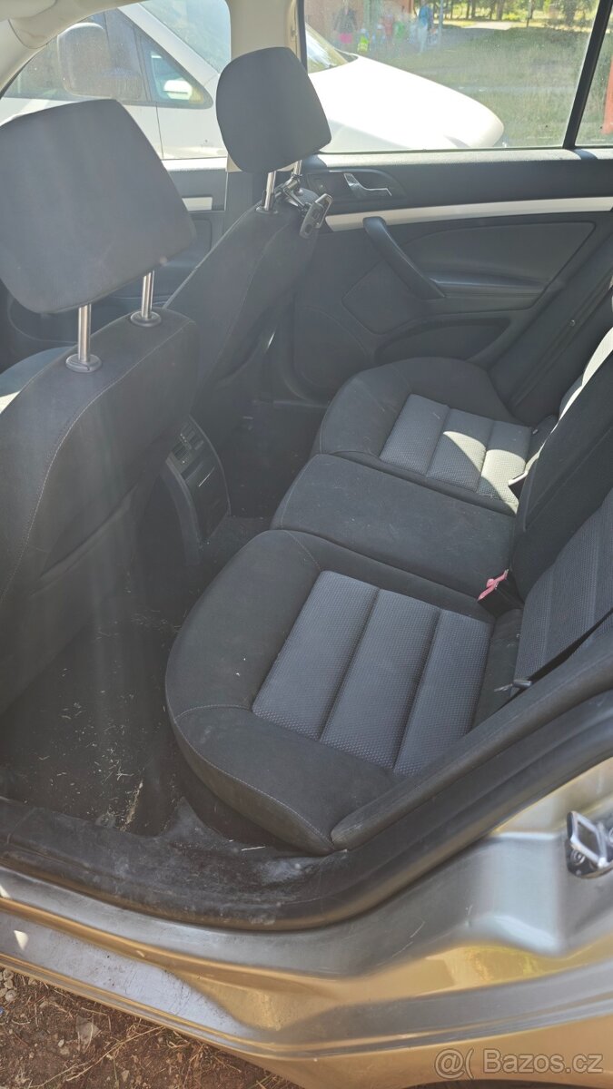 Škoda Octavia combi 2.0 FSI - 10