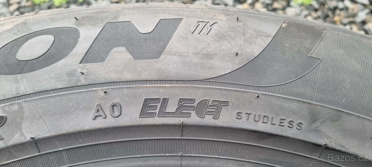 235/55r19 Pirelli Scorpion Winter Seal Inside 235/55/19 zimn - 10