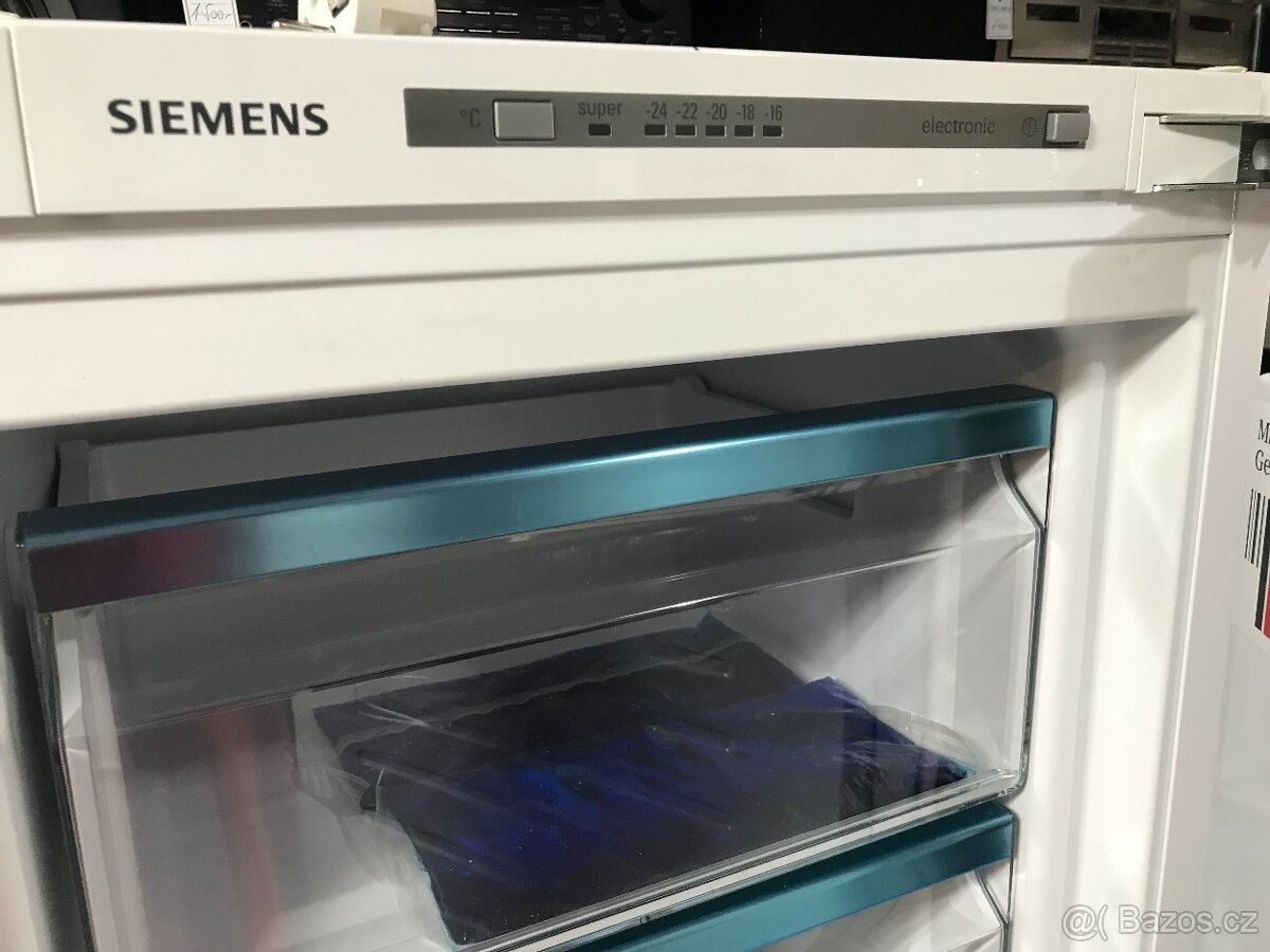 SET VESTAVNÝCH SPOTŘEBIČŮ SIEMENS - MRAZÁK A CHLADNIČKA ZÁNO - 10