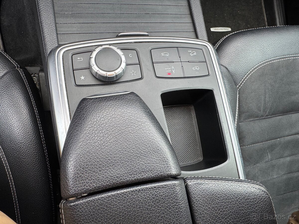 Mercedes-Benz ML350 BlueTec 4matic - 10