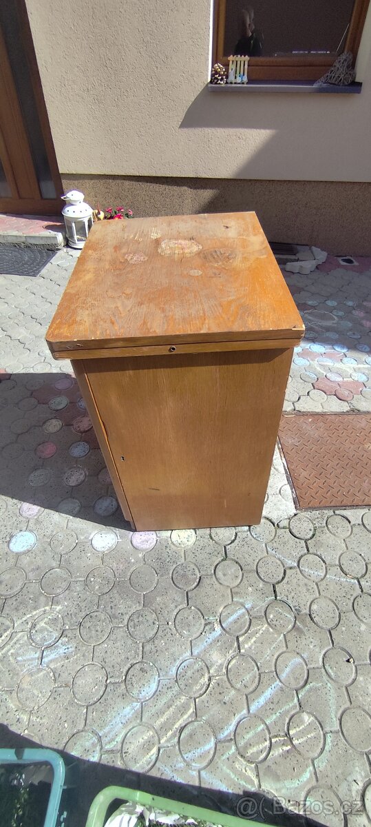 Šicí stroj - 10