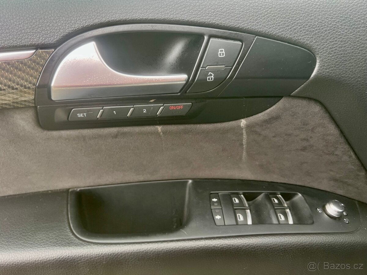 Audi Q7, výborný stav, 7 míst, odpočet DPH - 10