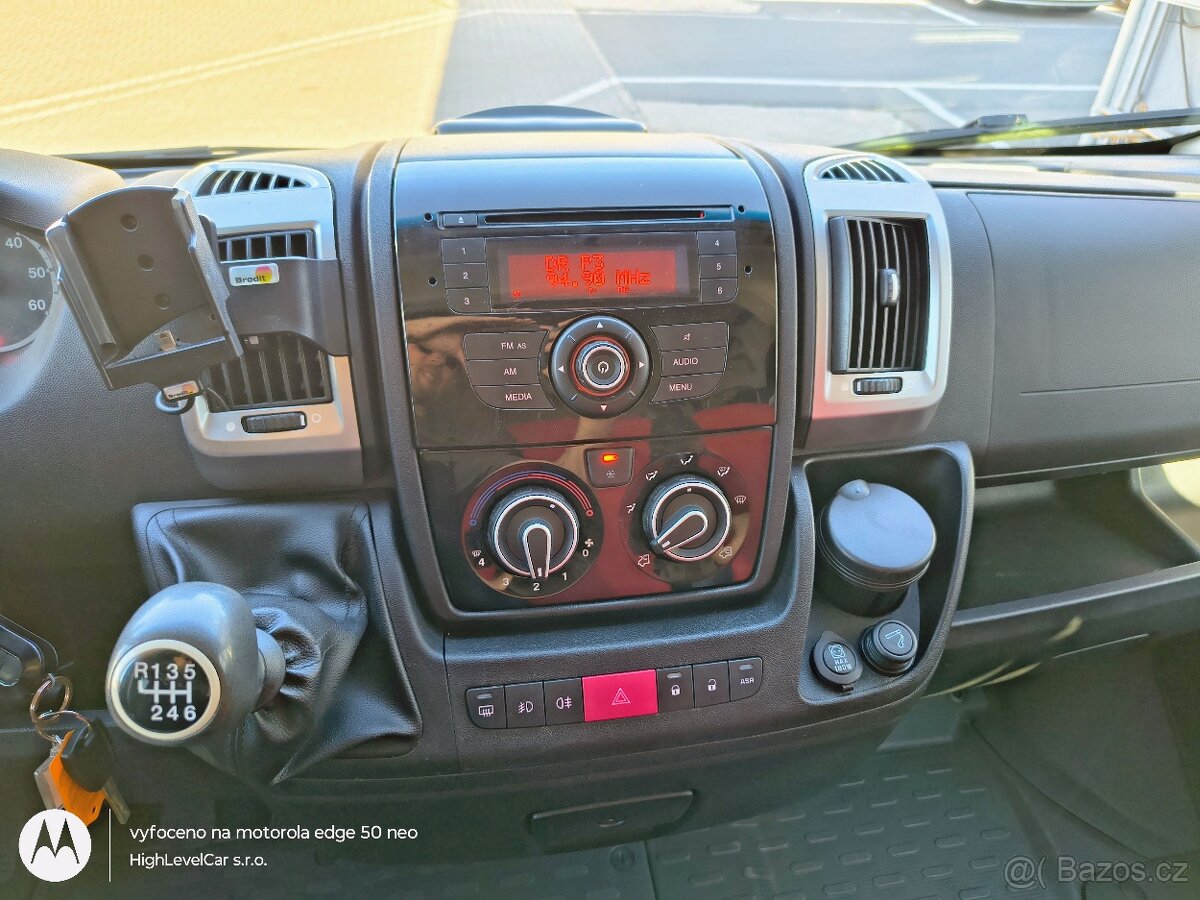 Fiat Ducato 2.3JTD 109kW 8 míst/hydraulika/vozíčkář - 10