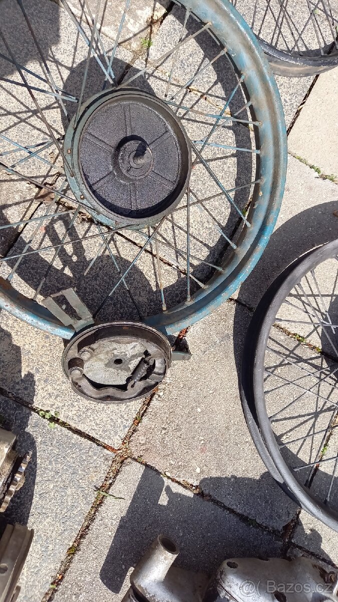 ČZ Předvalečná - Přední kola - 10