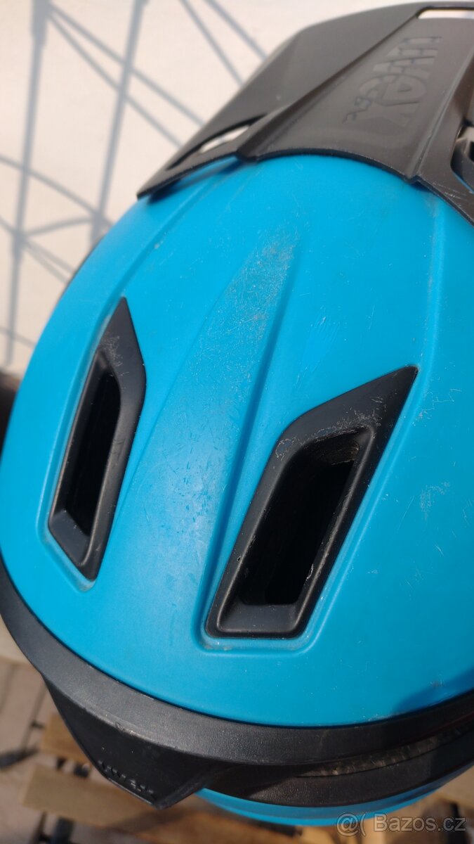 Helma UVEX Jakkyl HDE - 10