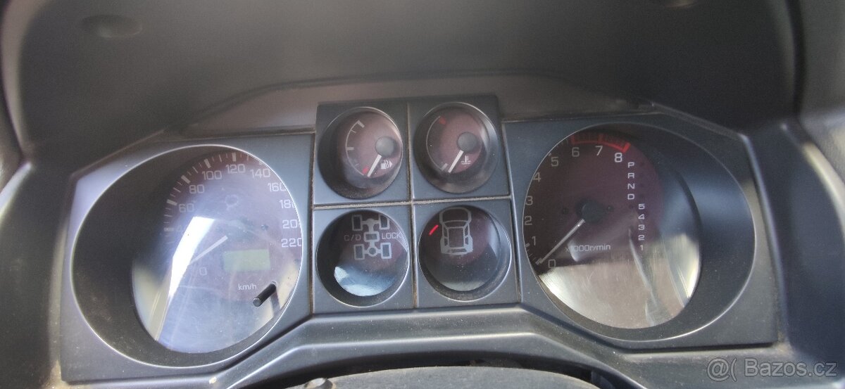 MITSUBISHI Pajero GDI 3,5 v6 benzín automat 353 000 km - 10