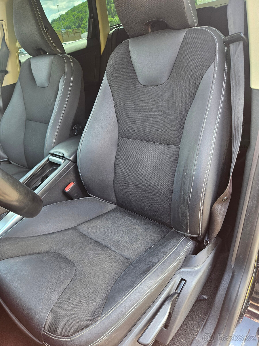 Volvo XC60 AWD, Manuální převodovka - 10