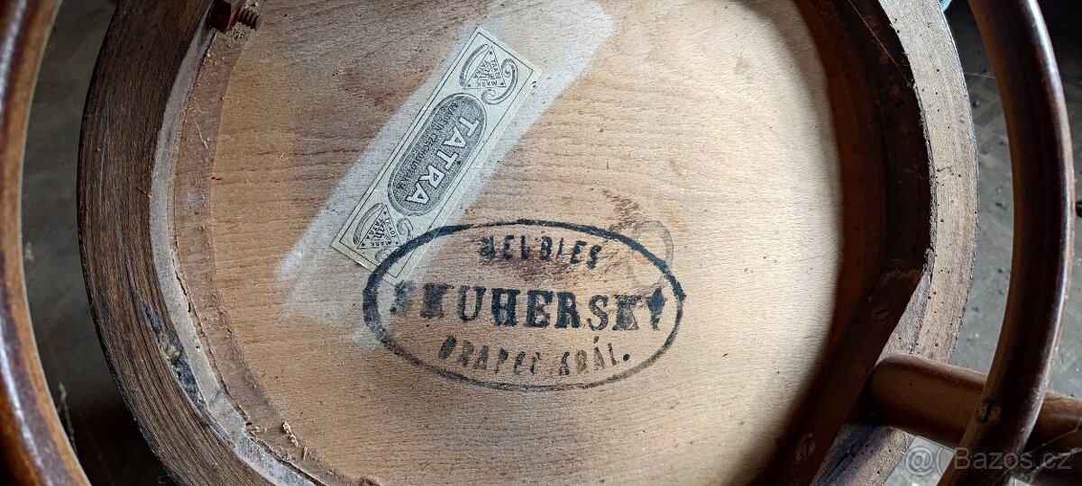 prodej starožitného nábytku - 10