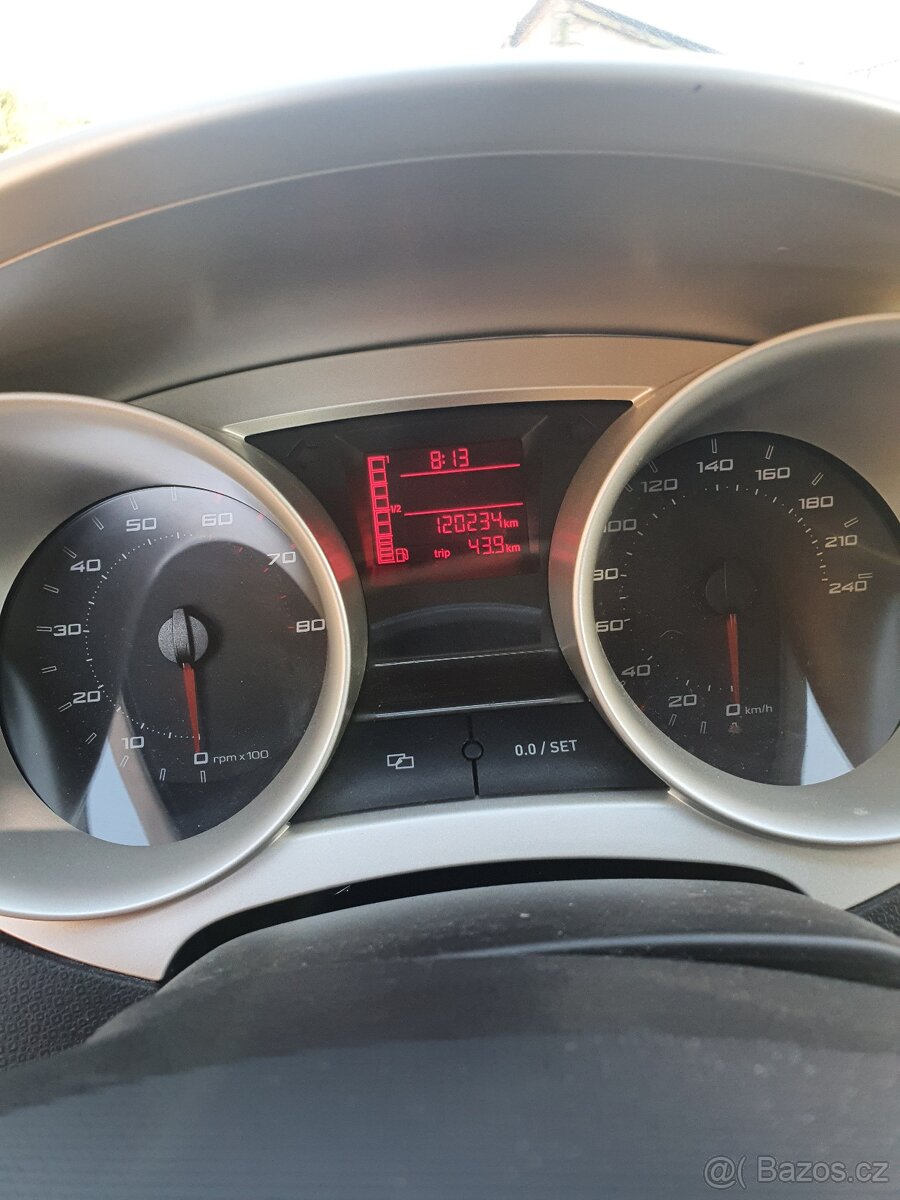 Prodám Seat Ibiza 1.4 úprava Cupra - 10