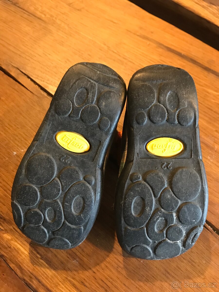Boty velikost 22 - 10