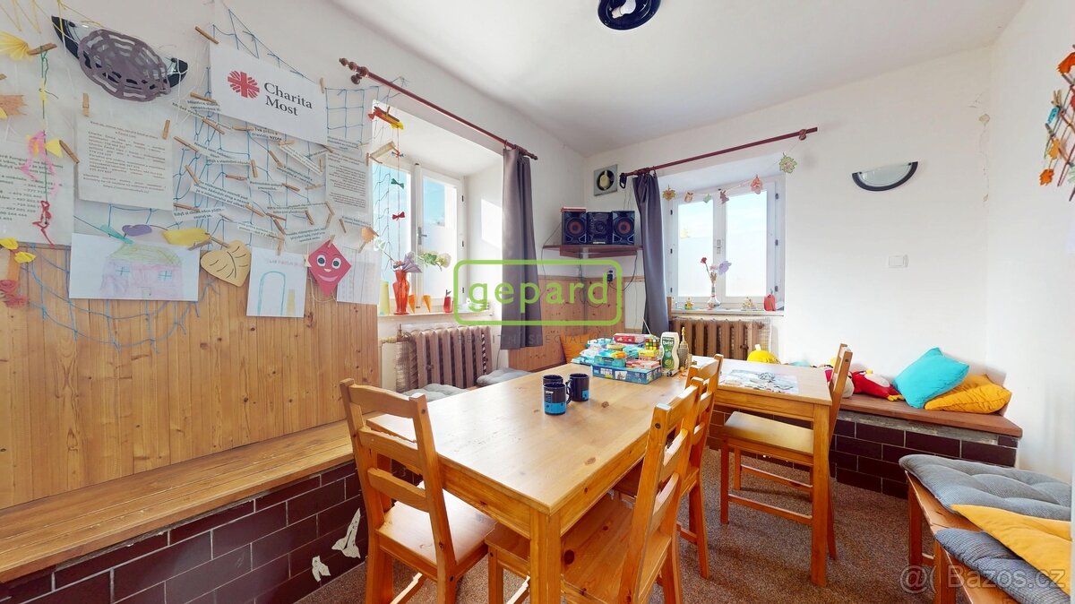 Prodej domu v Zákupech - 10