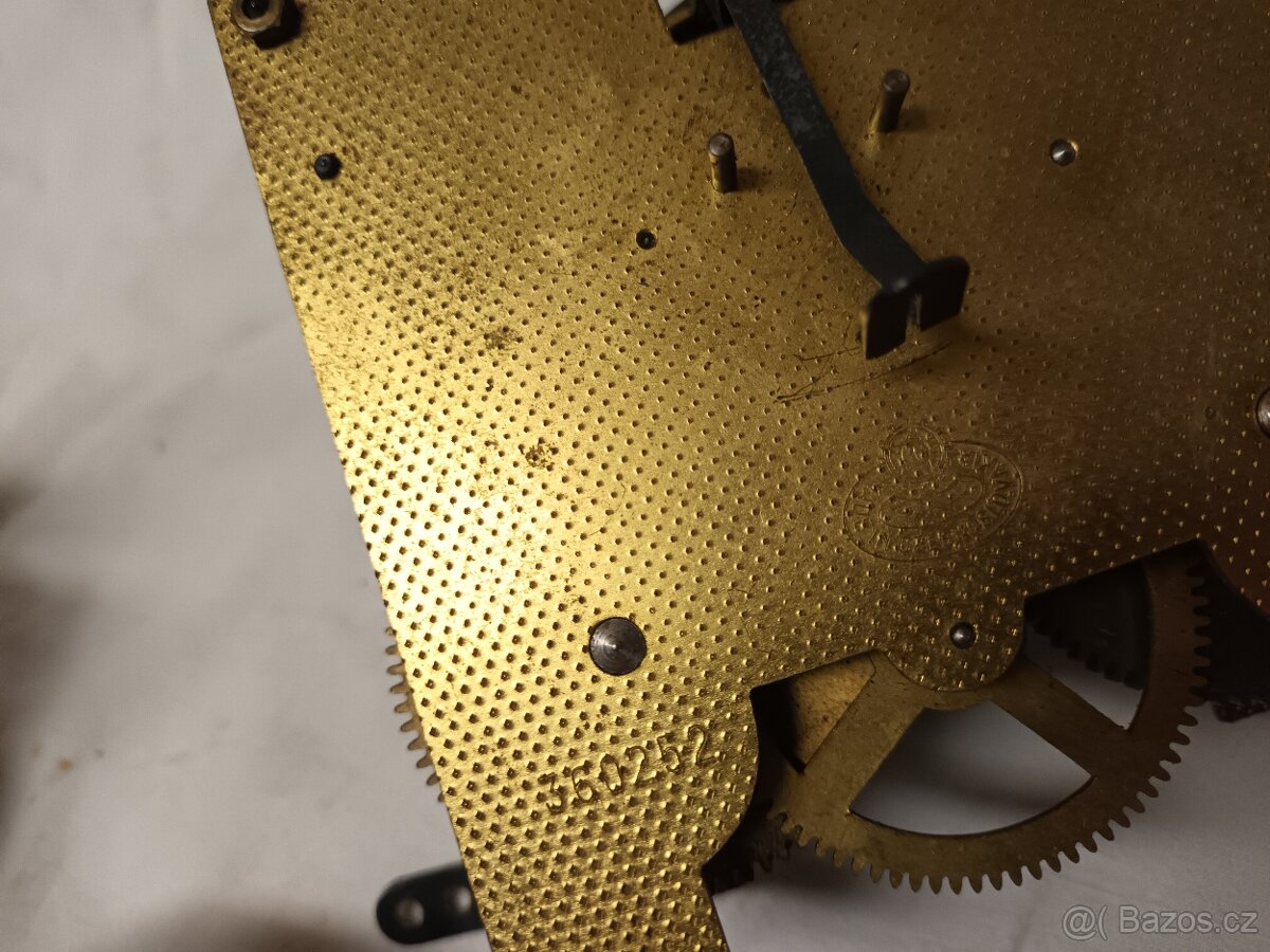 22 ks strojků do hodin - 10